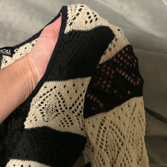 Living Doll size small long sleeve top beautiful sequins detail - Picture 5 of 8